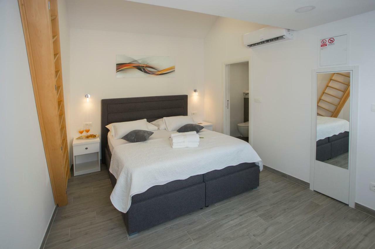 Old Town 3* Split